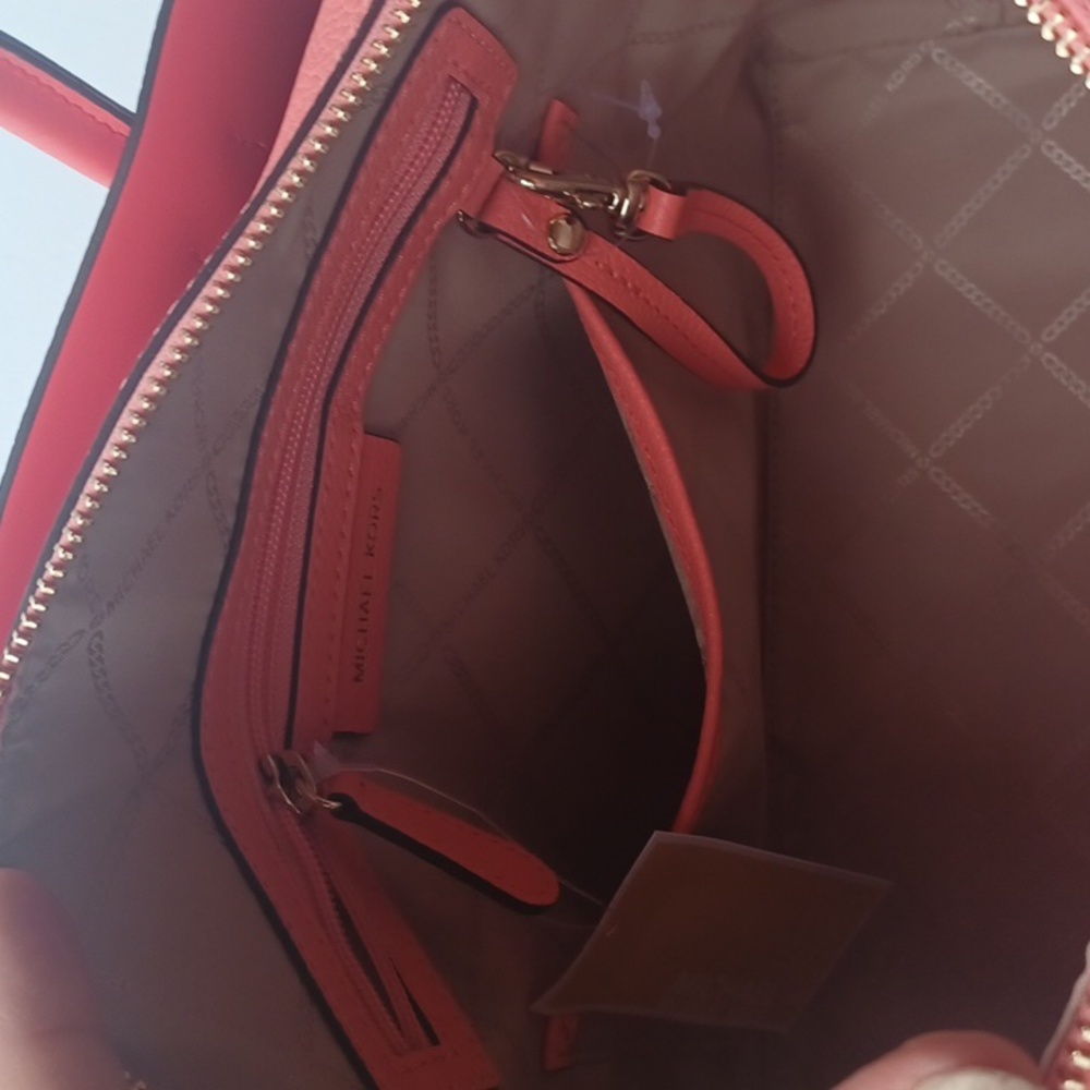 Michael Kors NWT Mercer Medium Belted Satchel - Picture 7 of 13